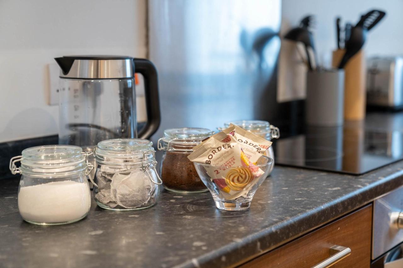 Three Bedroom Apartment- One Choice Stays Serviced Accommodation- Jewellery Quarter Birmingham Eksteriør bilde